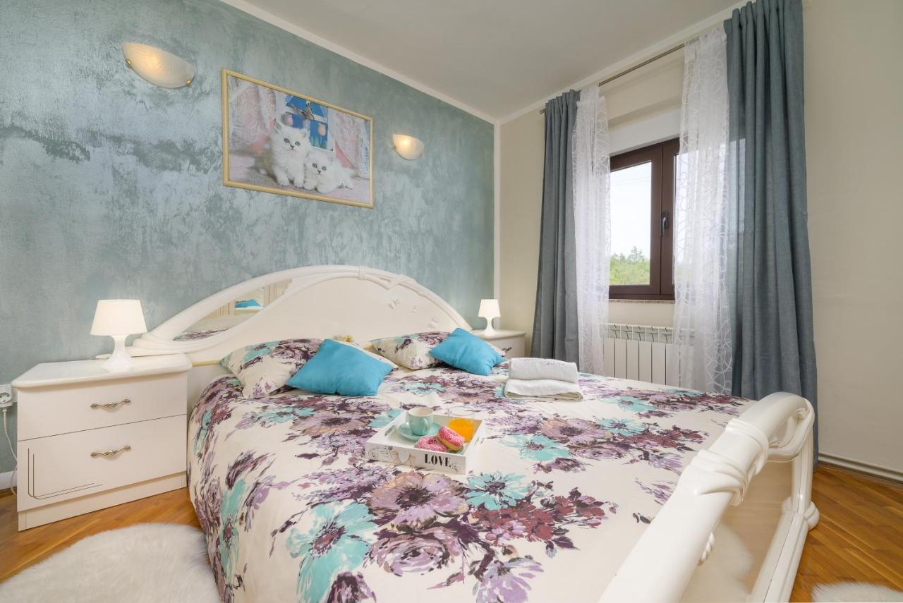 Holiday Apartment Ariella Krizanici Luaran gambar
