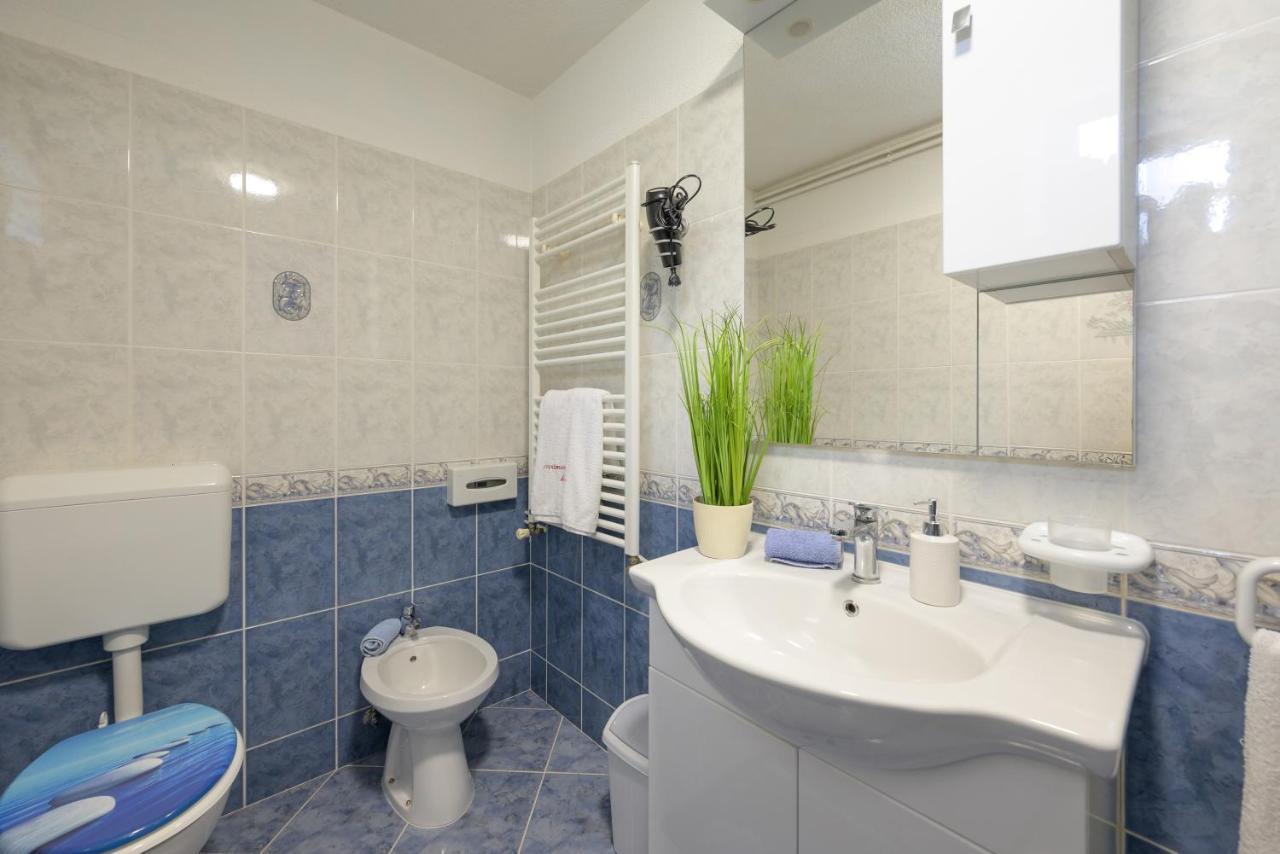 Holiday Apartment Ariella Krizanici Luaran gambar