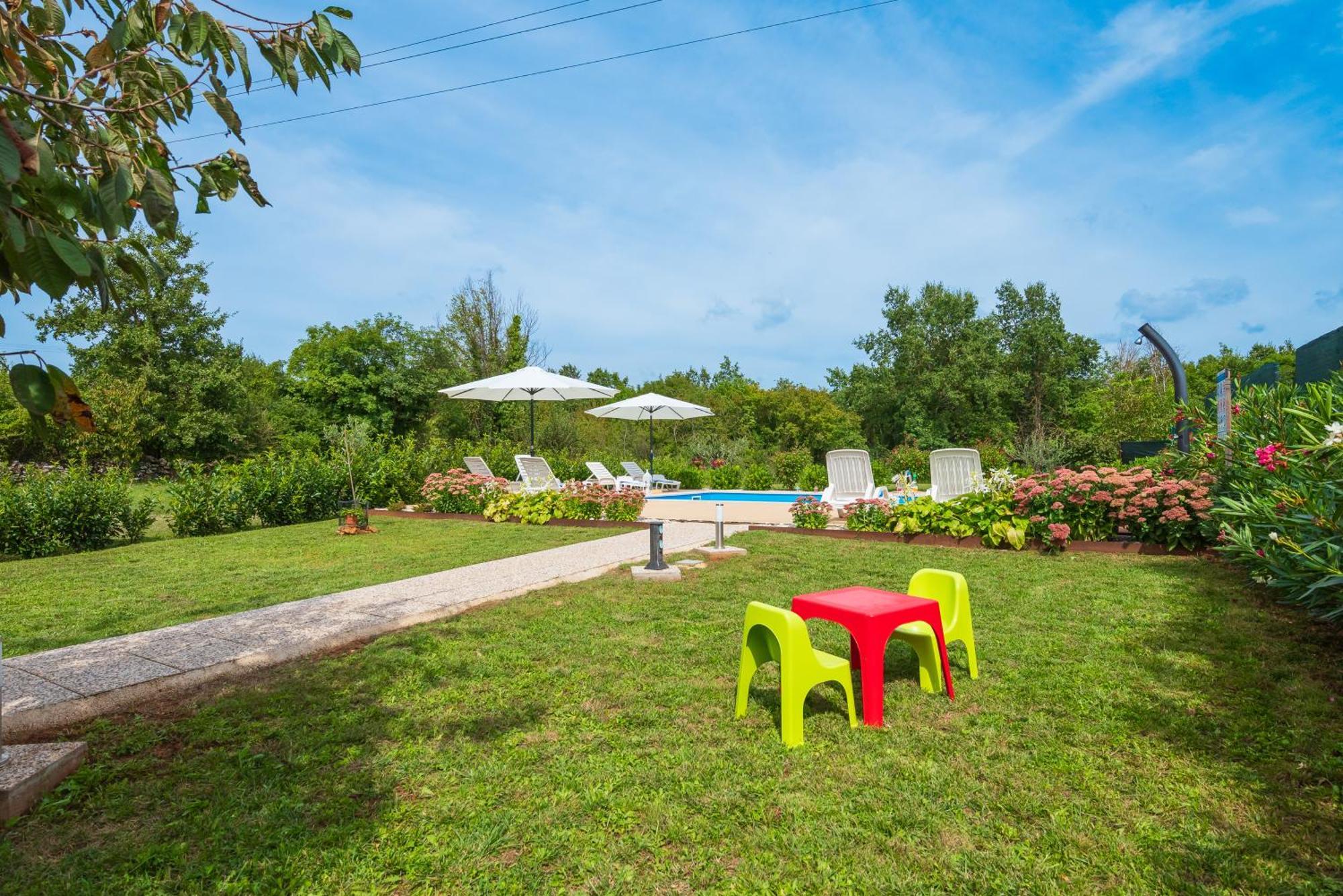 Holiday Apartment Ariella Krizanici Luaran gambar